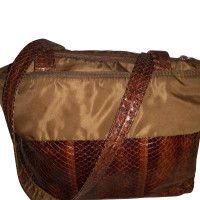 Prada Handtasche aus Pelz in Braun