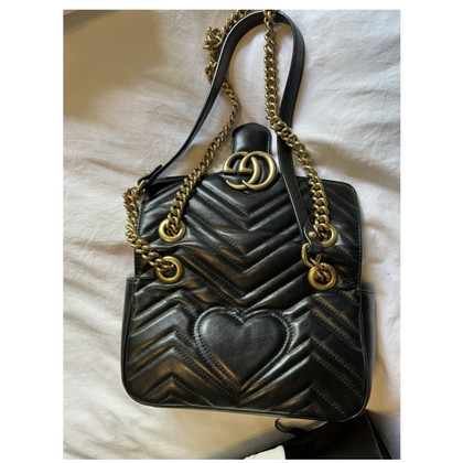 Gucci Marmont Bag Leather in Black