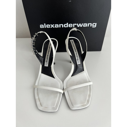 Alexander Wang Sandalen aus Leder in Weiß