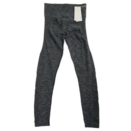 Filippa K Paire de Pantalon en Gris