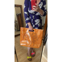 Chanel Handtasche aus Lackleder in Orange
