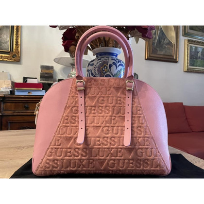 Guess Handtasche aus Leder in Rosa / Pink