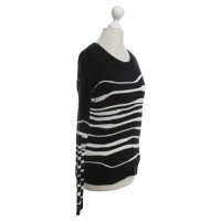 Hugo Boss Sweater with stripes pattern