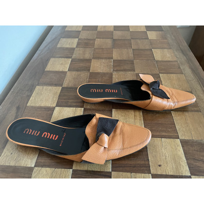 Miu Miu Pumps/Peeptoes Leather in Orange