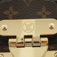 Louis Vuitton "Petite Malle Box World Tour"