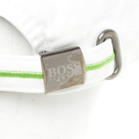 Hugo Boss Pet in het wit