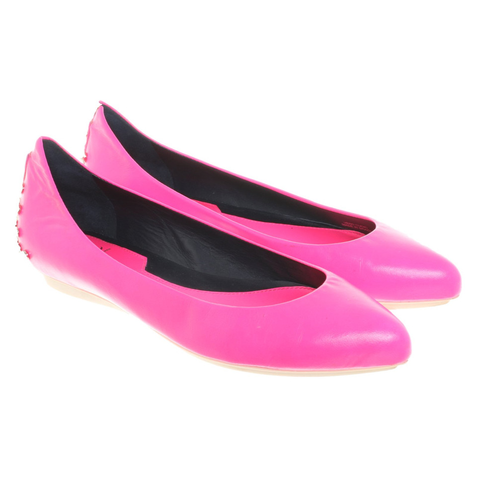 Alexander McQueen Slippers/Ballerinas Leather in Pink