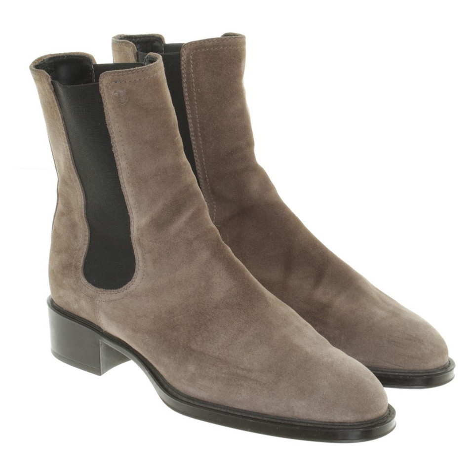 Tod's Chelsea Boots in Grau