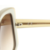 Nina Ricci Sunglasses in white