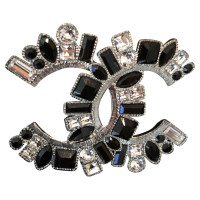 Chanel Broche logo avec pierres précieuses
