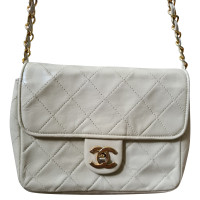 Chanel Sac à bandoulière en Cuir en Crème