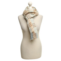 Burberry Scarf in wool and cashmere