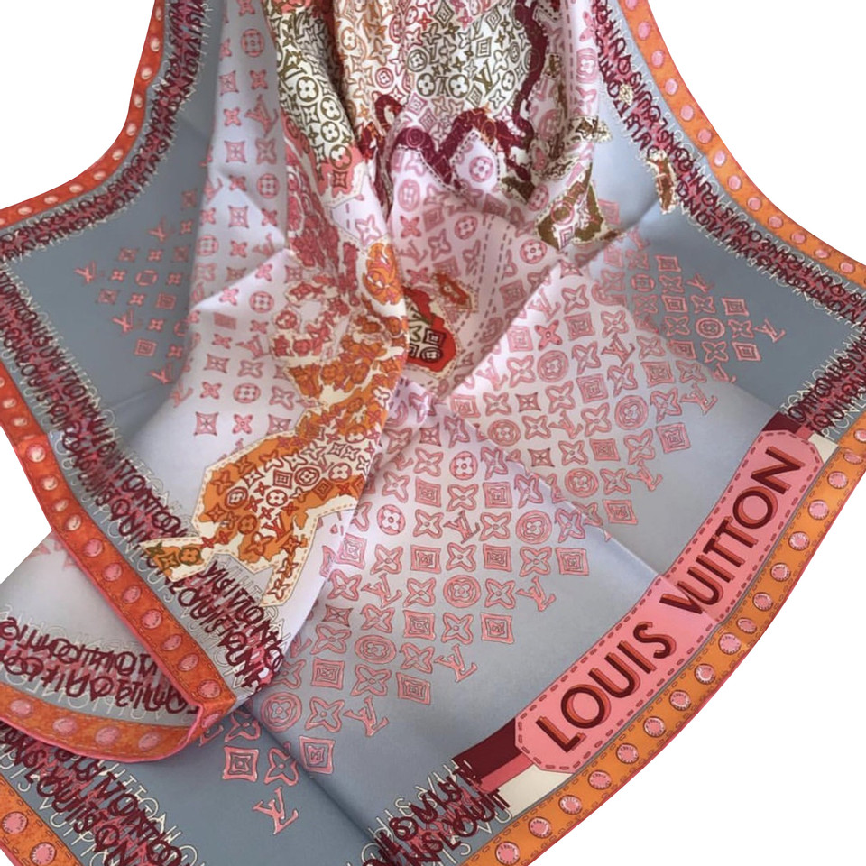 Louis Vuitton Scarf/Shawl Silk