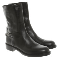 Armani Stiefeletten aus Leder in Schwarz