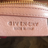 Givenchy Pandora Bag Medium aus Leder in Rosa / Pink