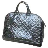 Louis Vuitton Handtasche aus Lackleder in Silbern