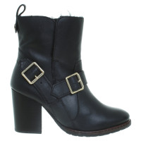 Kurt Geiger Leather ankle boots in black