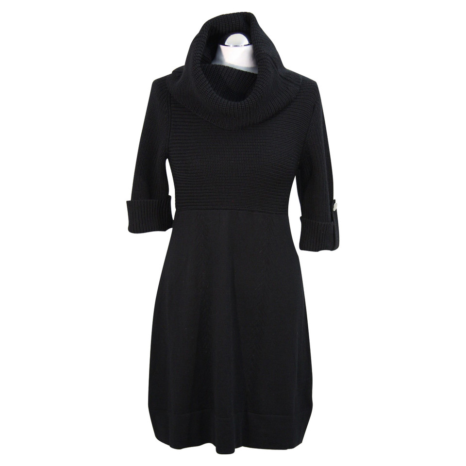 Karen Millen Wool dress in black