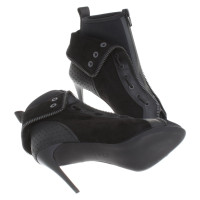 H&M (Designers Collection For H&M) Pumps/Peeptoes in Black