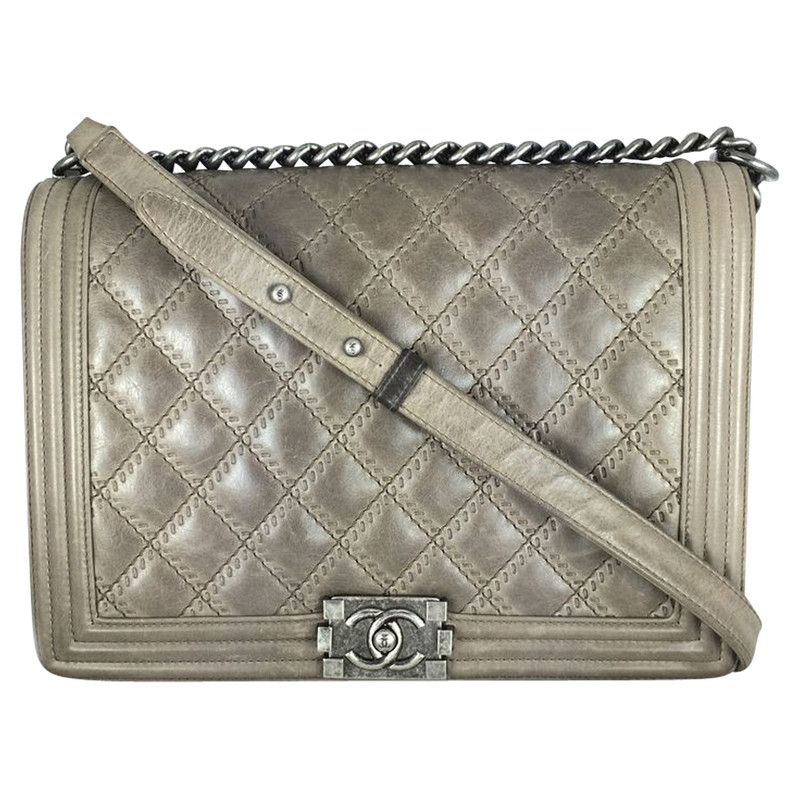 Chanel Boy Large Leer in Taupe