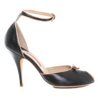 Blumarine Peep-dita dei piedi in nero