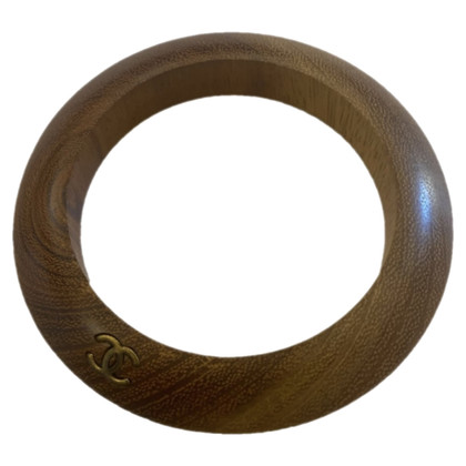 Chanel Armreif/Armband aus Holz in Braun