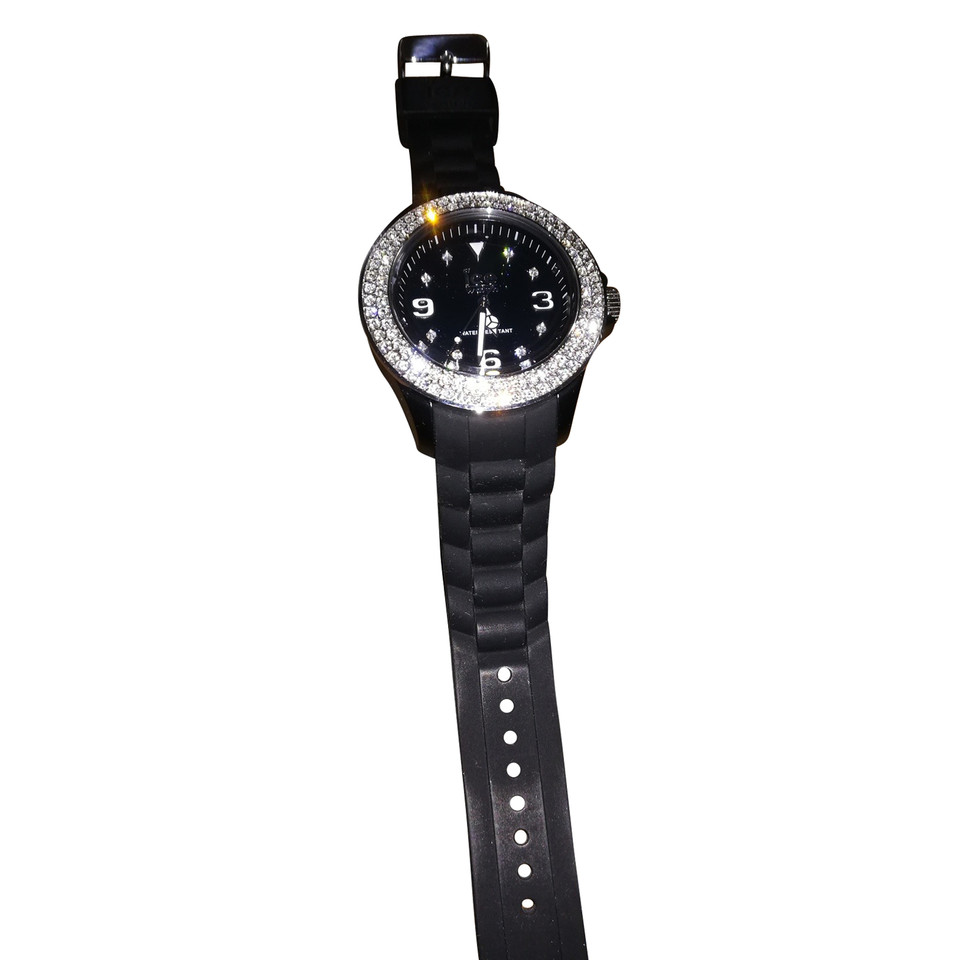 Ice Watch Armbanduhr aus Stahl in Schwarz