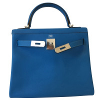 Hermès Kelly Bag 28 in Pelle in Blu