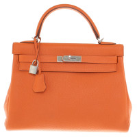 Hermès Kelly Bag 32 in Pelle in Arancio