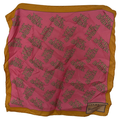 The Bridge Scarf/Shawl Silk in Pink