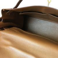 Hermès Kelly Bag 32 Leer in Goud