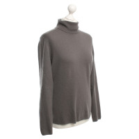 Allude Cashmere sweater with turtleneck