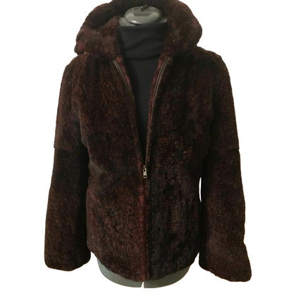 Escada Jacket/Coat Fur in Bordeaux