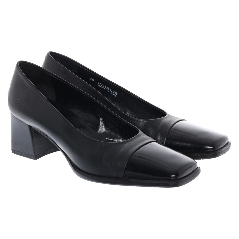 Bally Pumps/Peeptoes Leer in Zwart