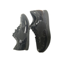 Strenesse Trainers in Black