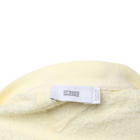 Closed Sweatshirt in Gelb 