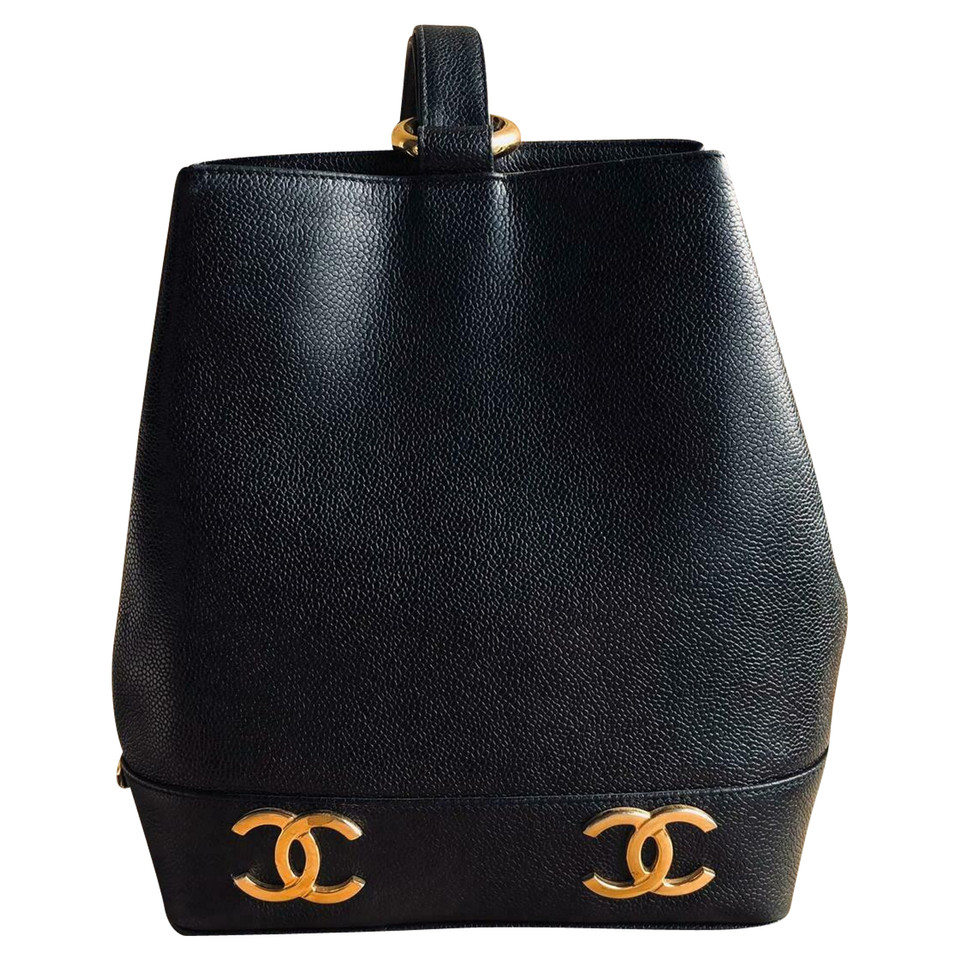 Chanel Handtasche aus Leder in Schwarz