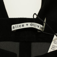 Alice + Olivia Trousers Leather in Black