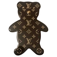 Louis Vuitton Brooch with monogram pattern