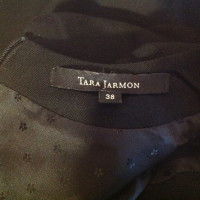 Tara Jarmon Robe avec trou de dentelle