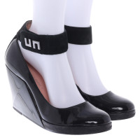 United Nude Chaussures compensées en Cuir verni en Noir