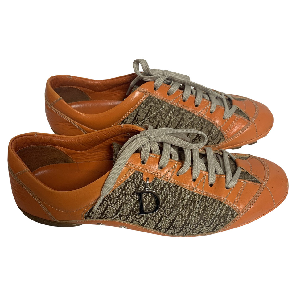 Dior Chaussures de sport en Cuir en Orange
