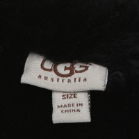 Ugg Australia Cap with lambskin