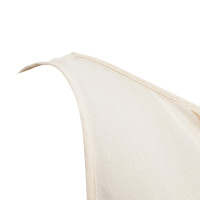 Escada Silk in beige / Apricot