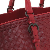 Bottega Veneta Handbag in red