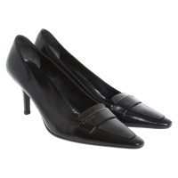 Prada pumps in black