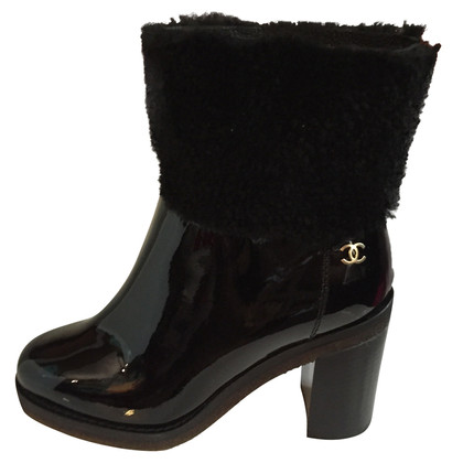 Chanel Stiefel