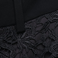 Laurèl trousers made of lace