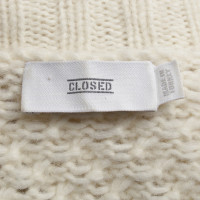 Closed Knitted sweater in cream