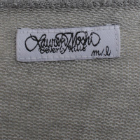 Lauren Moshi Fine knit sweater with pint of motif